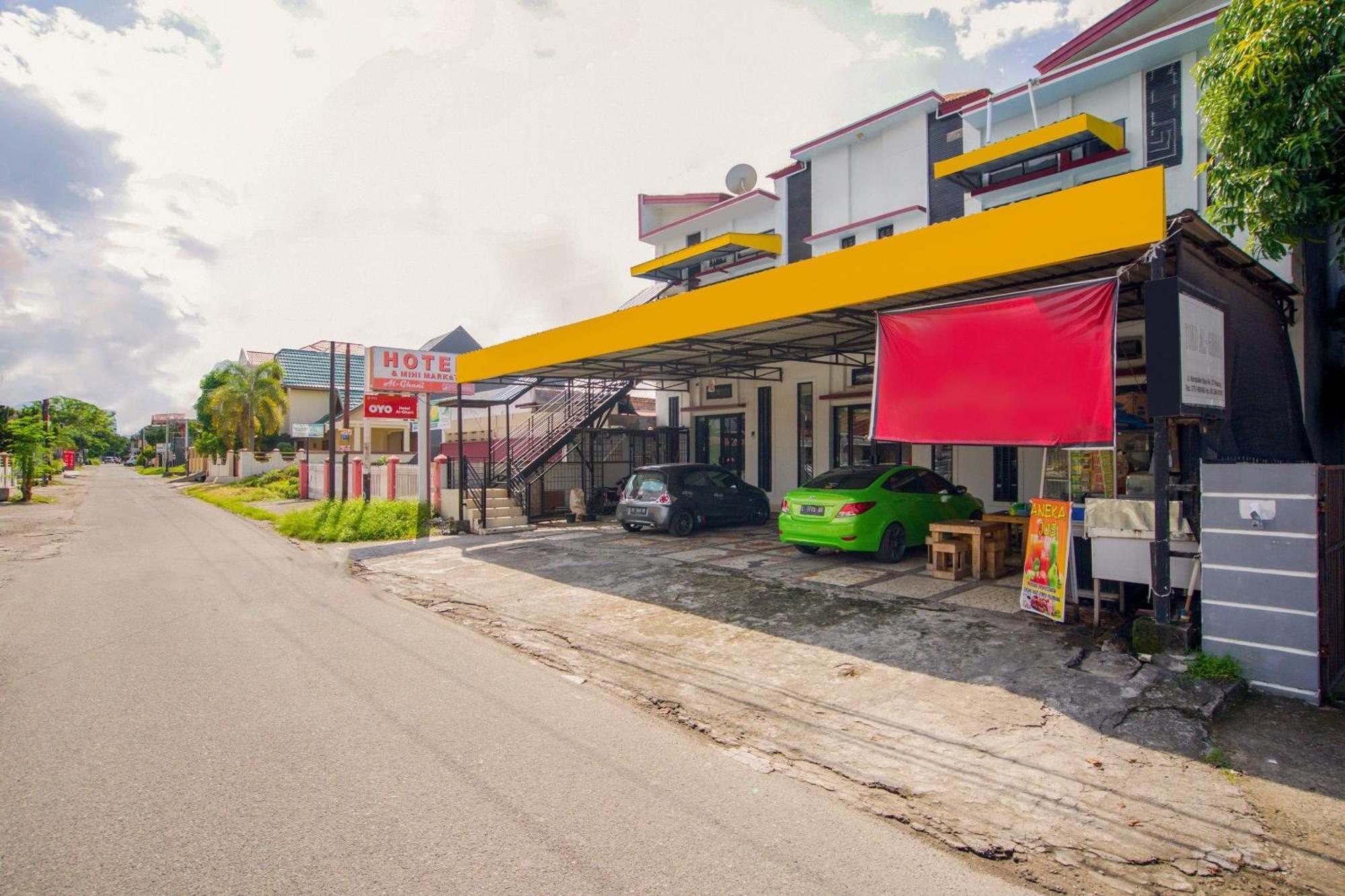 สปอต ออน 2182 อัล-คานี 2 Hotel ปาดัง ภายนอก รูปภาพ