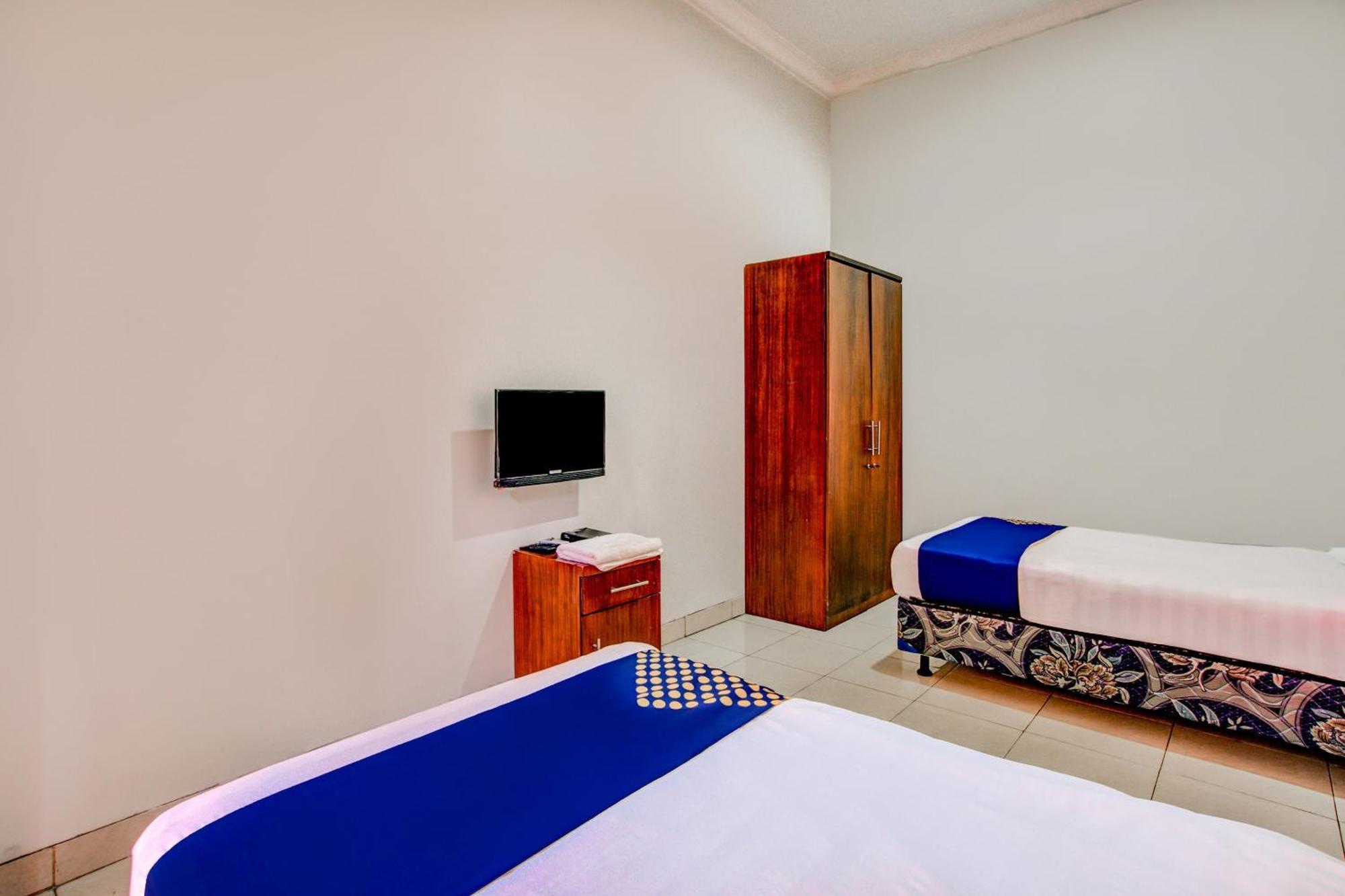 สปอต ออน 2182 อัล-คานี 2 Hotel ปาดัง ภายนอก รูปภาพ